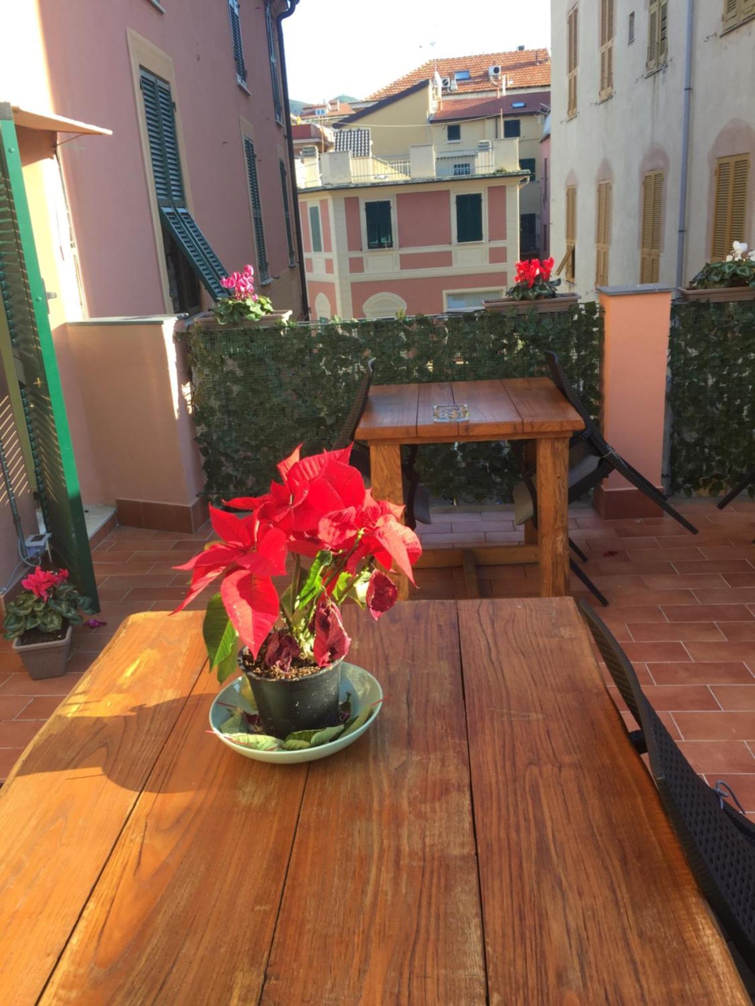 La Terrazza Acomodação com café da manhã Varazze Exterior foto